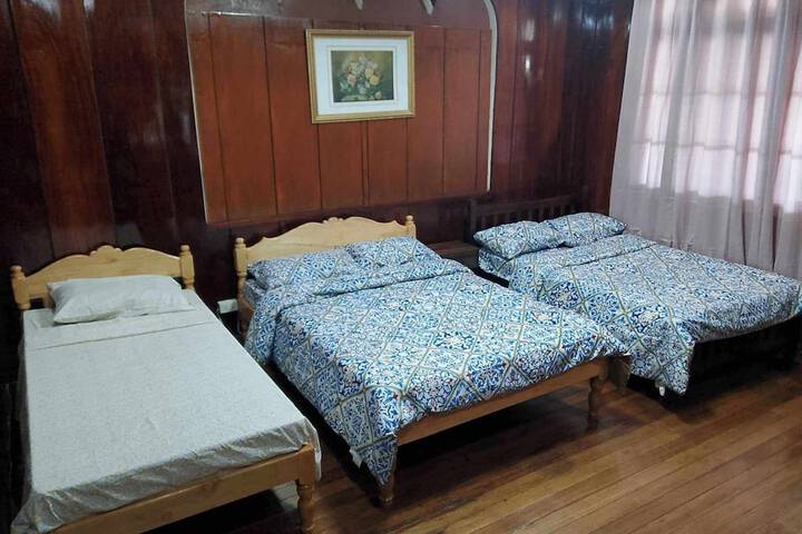 Room 8 of 62
