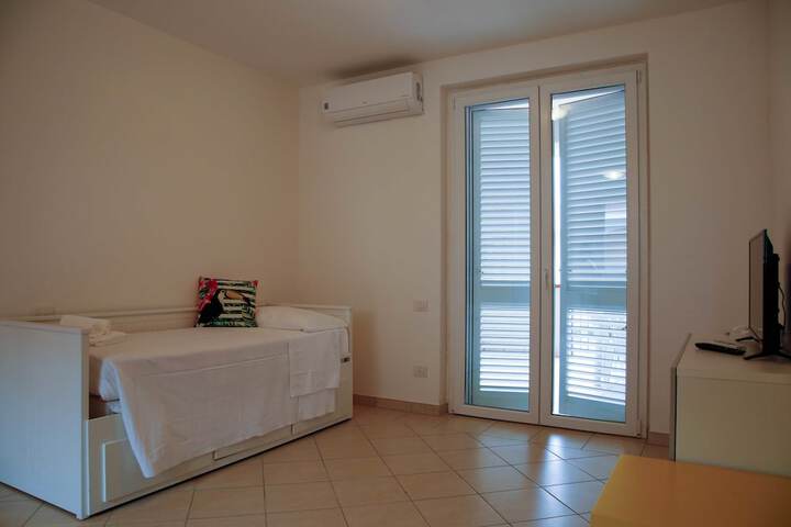 Room 35 of 94