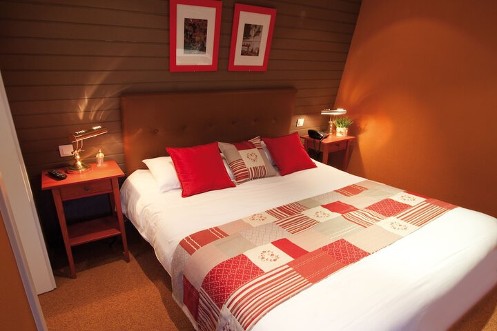 Room 48 of 147