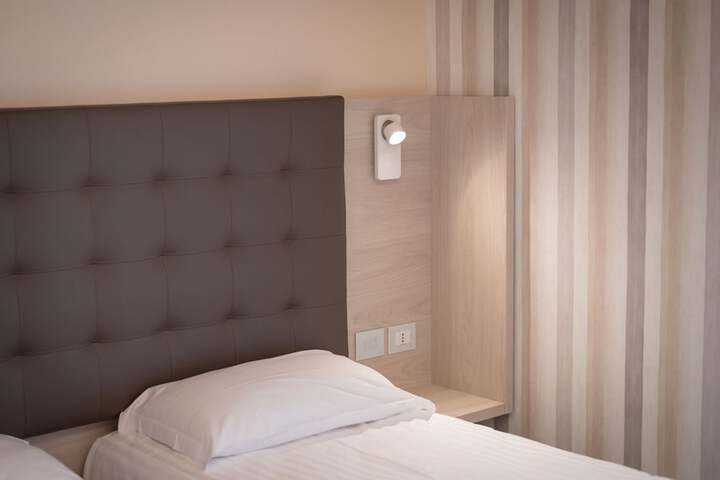 Room 37 of 155