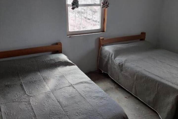 Room 5 of 23