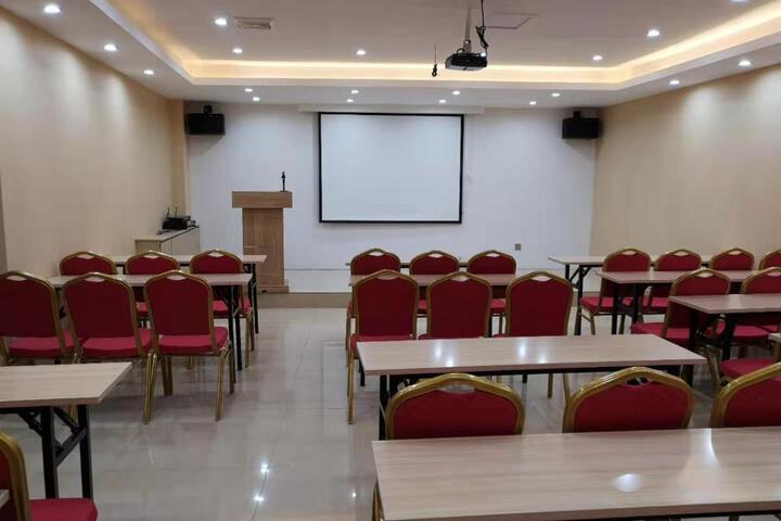 Hanting Hotel Qiqihar Railway Station