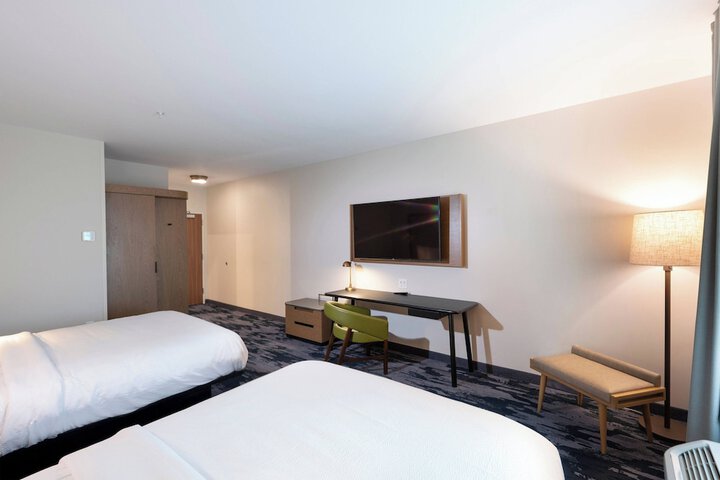 Room 8 of 29