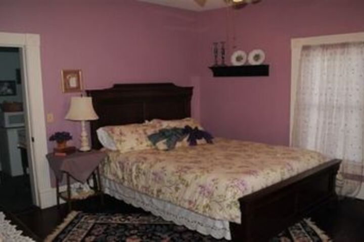 Room 10 of 25