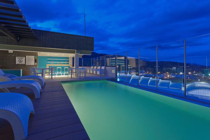 Pools & Facilities