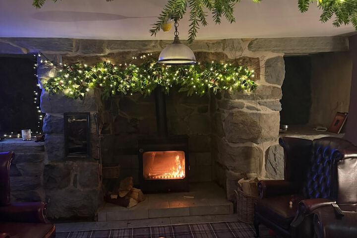Lounge 92 of 111