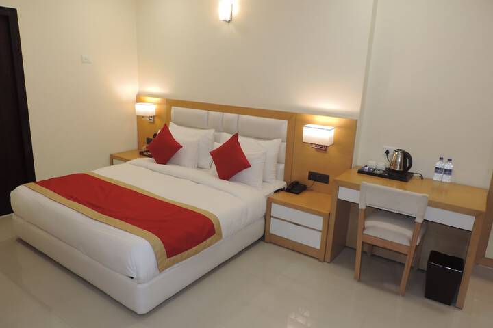Room 10 of 27