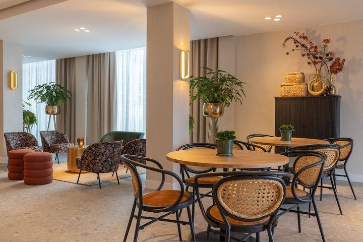 Hotel Lobby