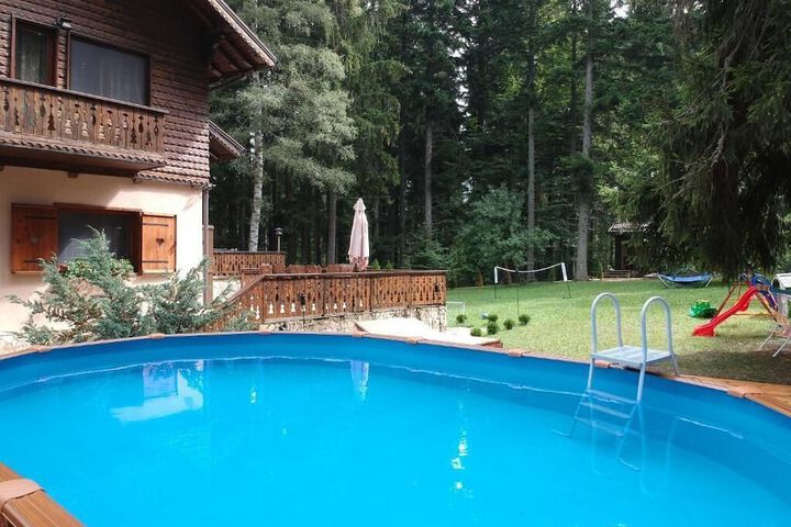 Pool 23 of 47