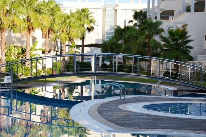 Pool 34 of 44