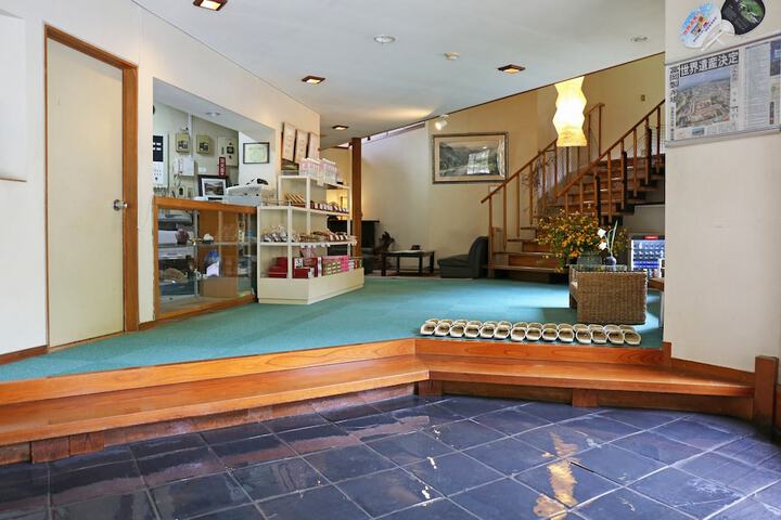 Hotel Lobby
