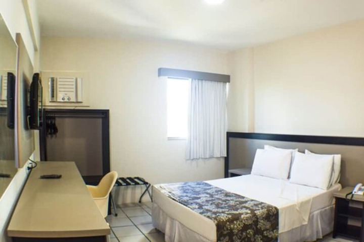 Room 15 of 42