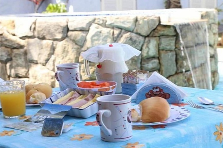 Breakfast/Coffee Service 13 of 14
