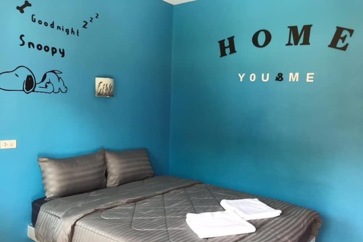 Room 10 of 43