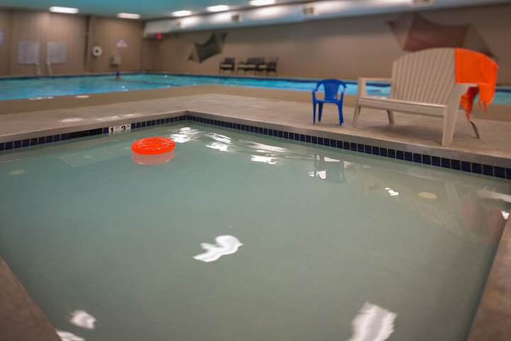 Hotel with Pool