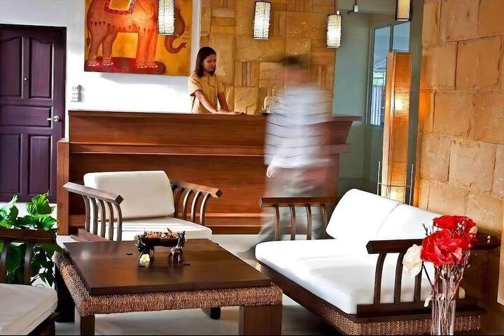Lobby Photo