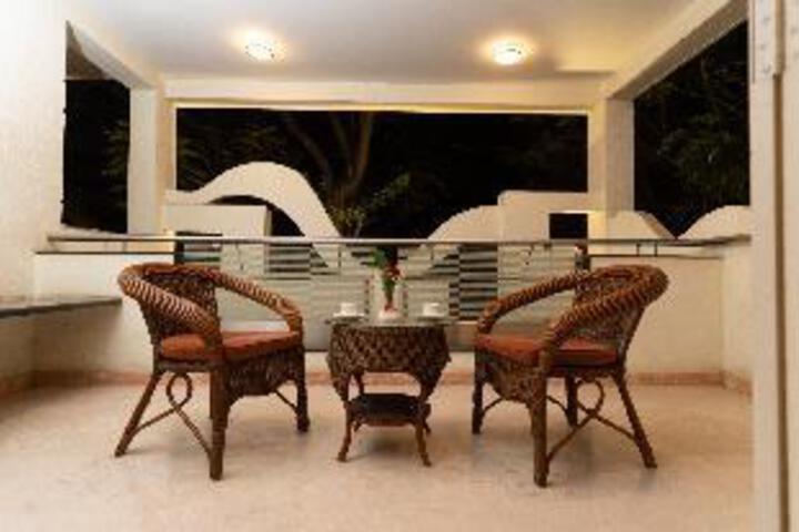Athulya square Room