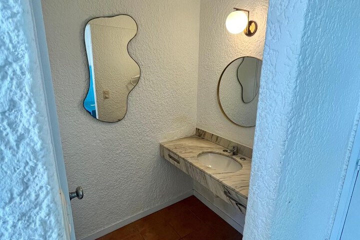 Room 36 of 51