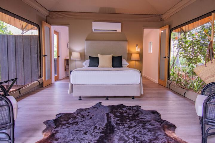 Room 8 of 54