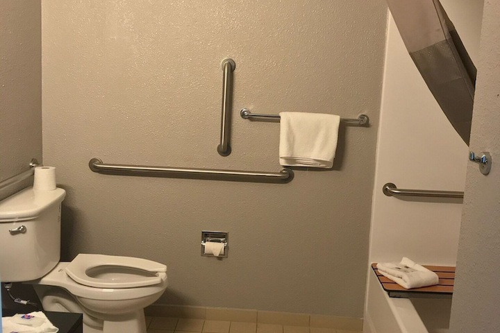 Room 67 of 132