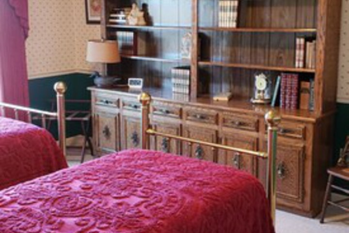 Room 18 of 32