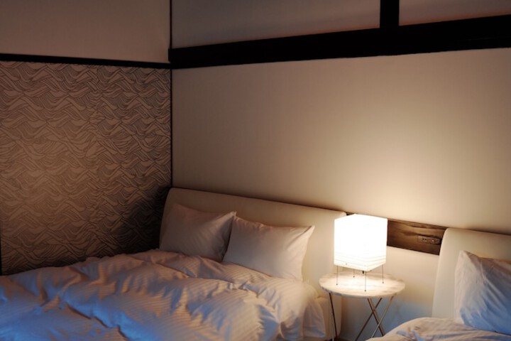 Room 8 of 22