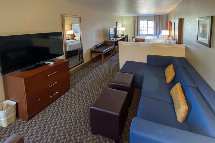 Room 26 of 64