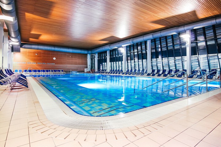 Pool 57 of 165