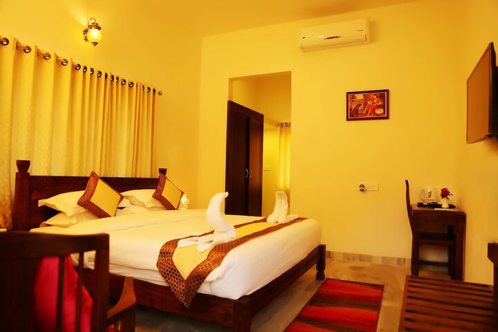 Room 5 of 26