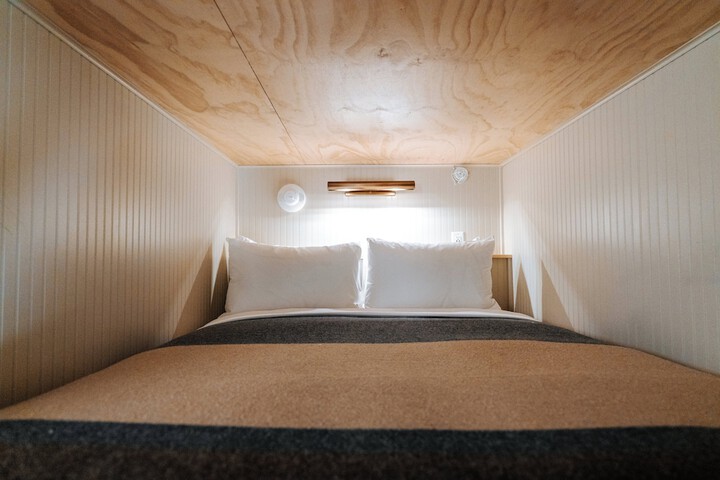 Room 15 of 29