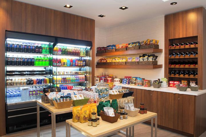 Snack bar