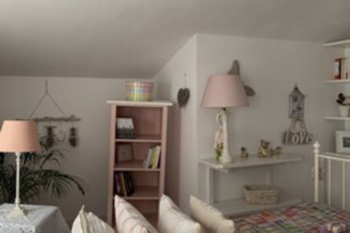 Room 166 of 274