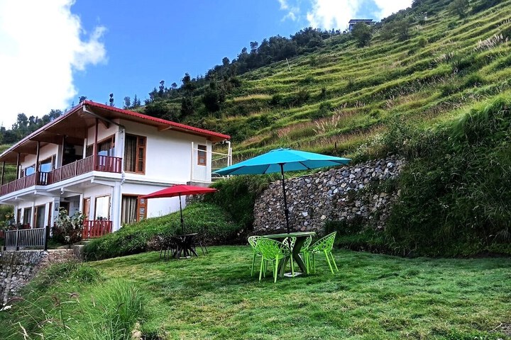 The Vintage Hill Village - Himalayan Boutique Resort