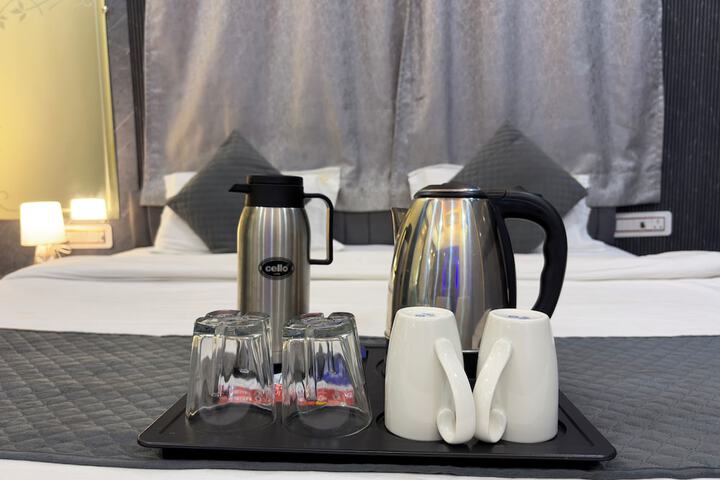 Breakfast/Coffee Service 35 of 48