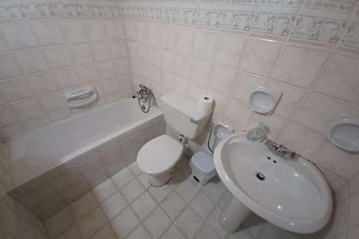 Room 9 of 17