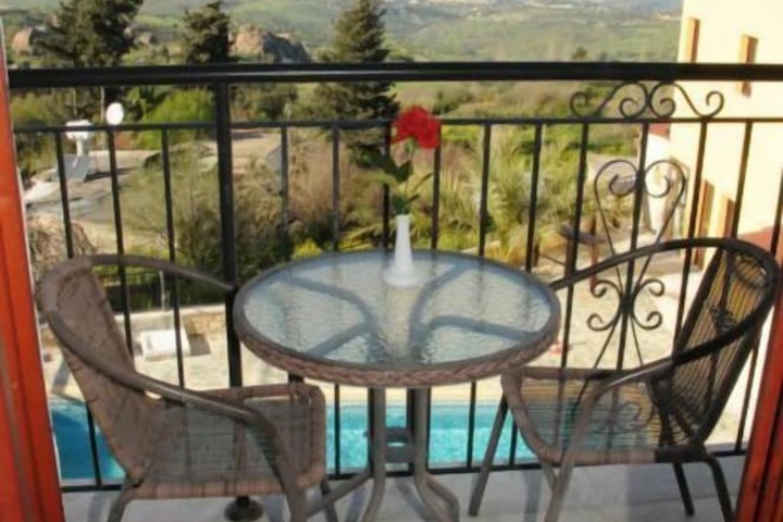 Terrace/Patio 6 of 29