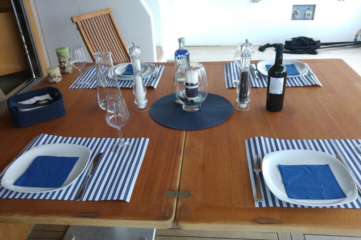 Dining 25 of 39