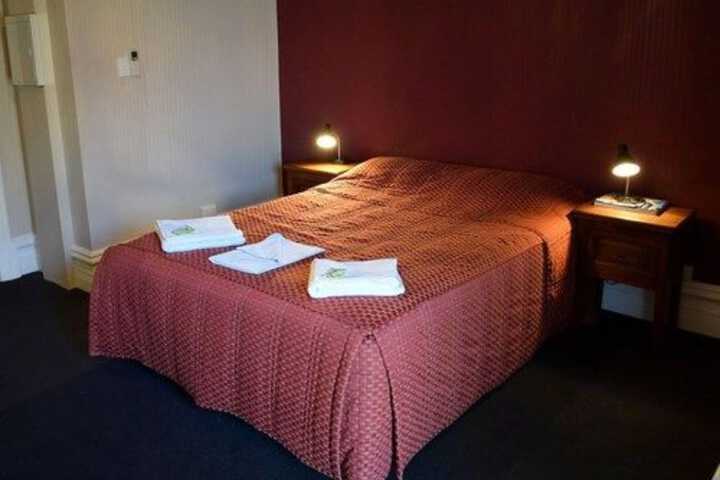 Room 20 of 98