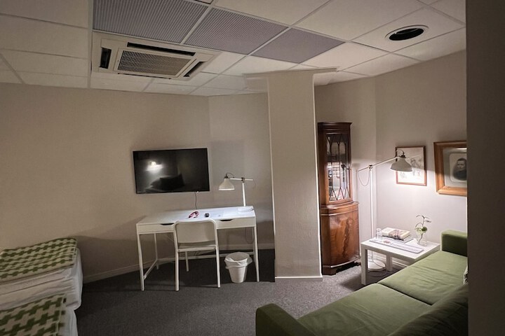 Room 20 of 39