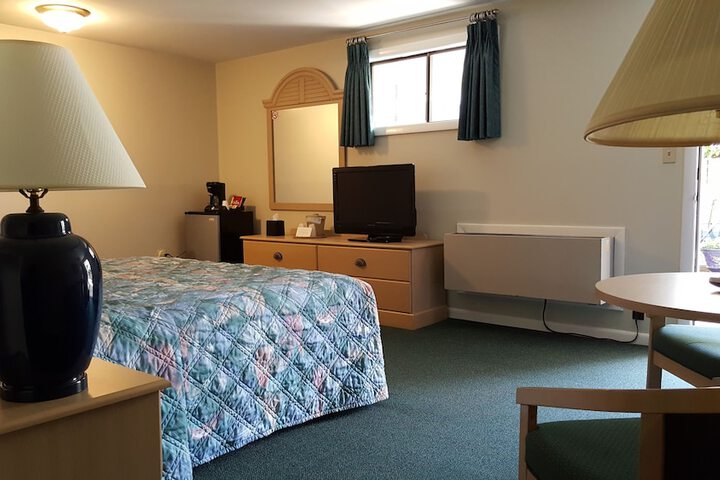 Room 6 of 40