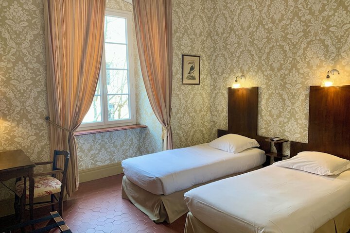 Room 46 of 107