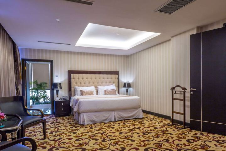 Room 20 of 96