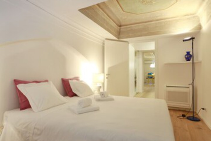 Room 19 of 23