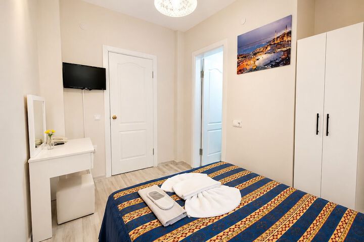 Room 15 of 50