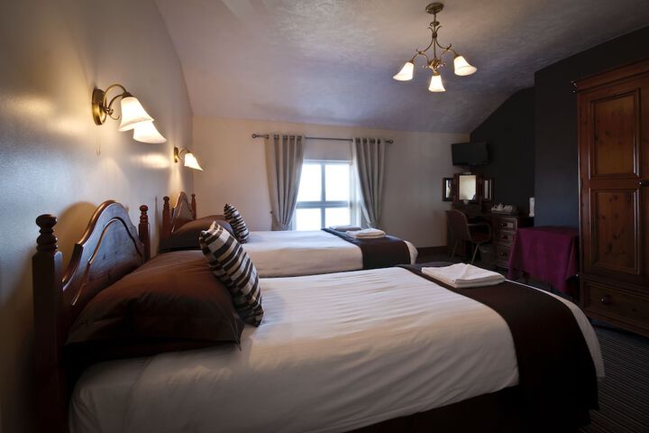 Room 4 of 56
