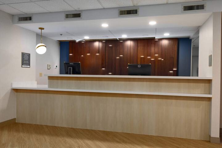 Entrance & Lobby