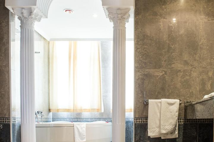 Clean Restrooms