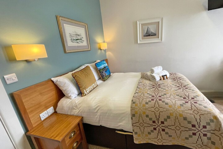 Room 50 of 113
