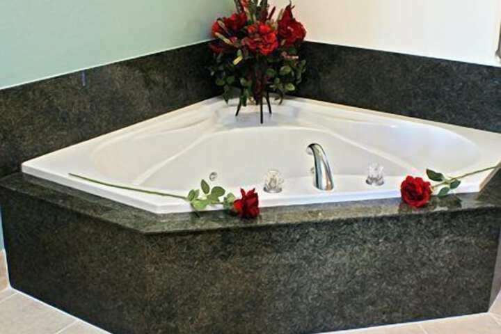 Jetted tub