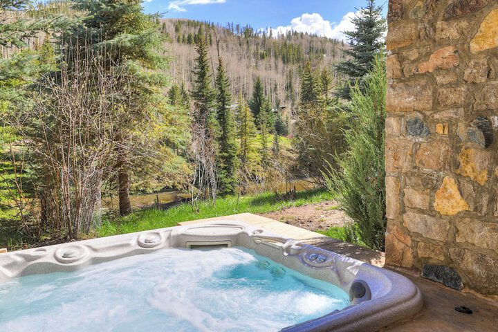 Pool 468 of 569